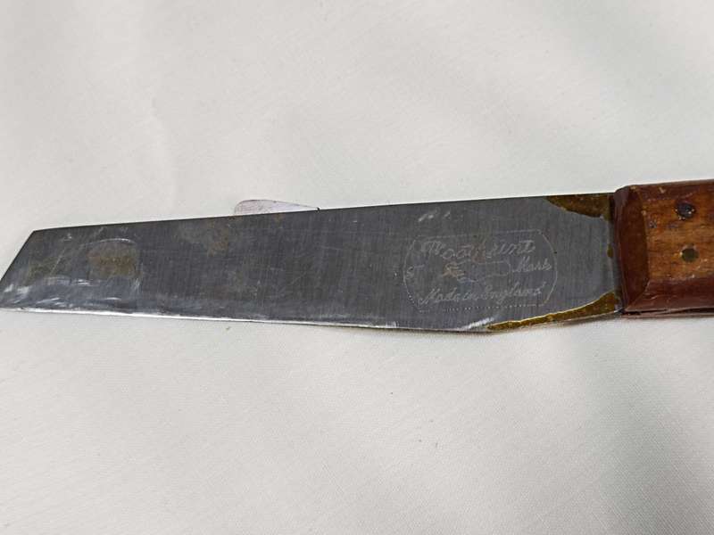 Made in England Circa 1900 knife