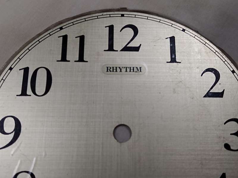 Vintage Rhythm Quartz clock dial (a)