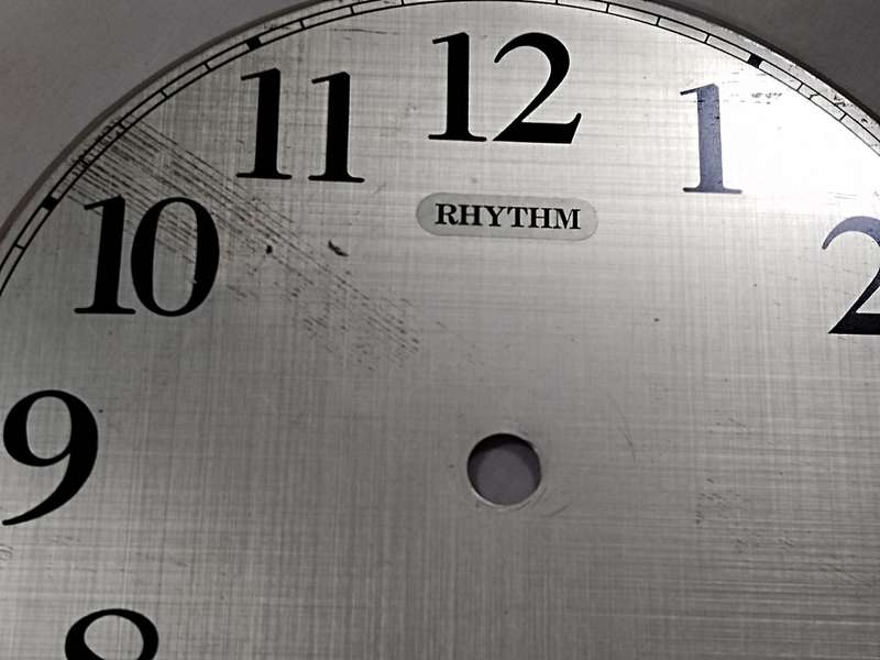 Vintage Rhythm Quartz clock dial (b)