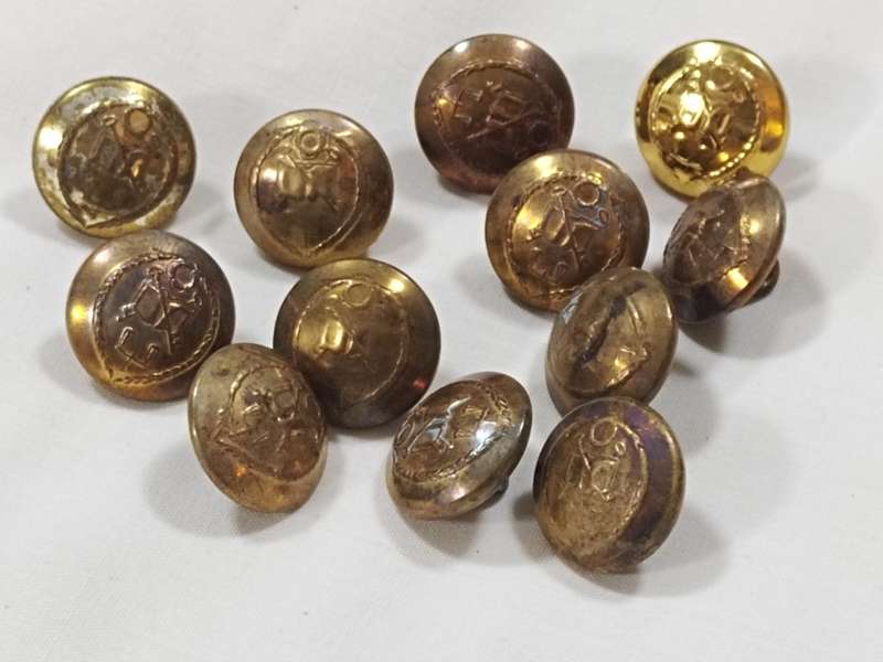 X12 South African prison buttons