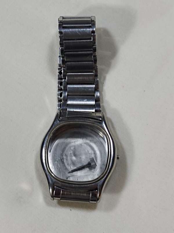 Enicar watch casing with strap