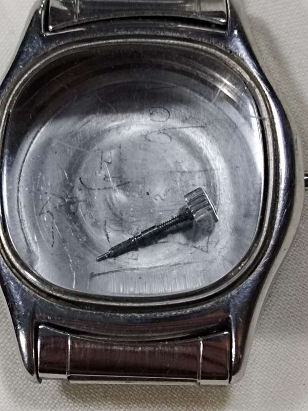Enicar watch casing with strap