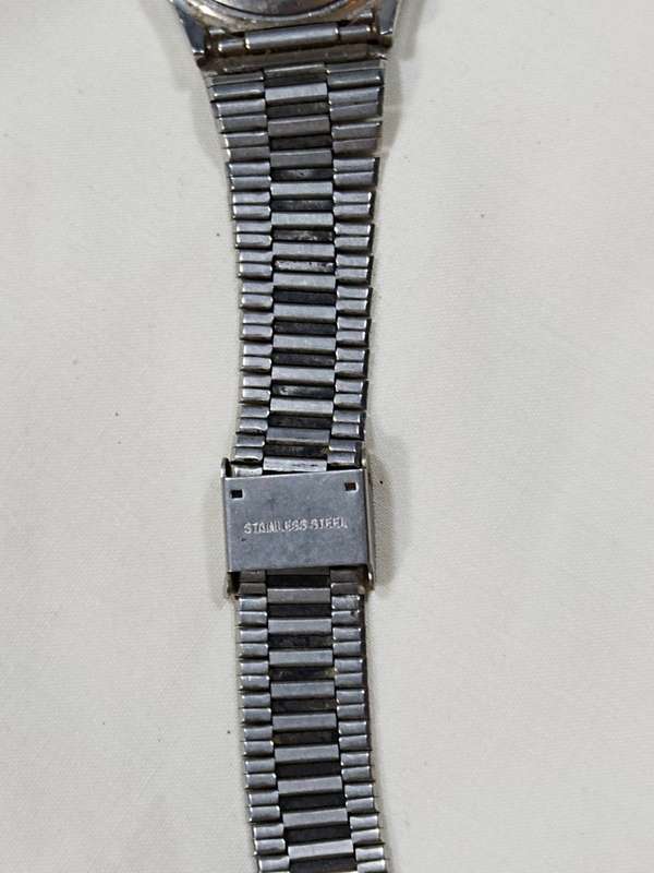 Citizen Watch casing with strap
