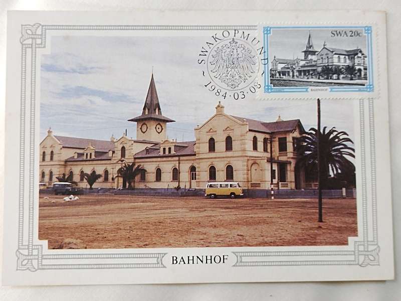 Postcard: Gebaude/Geboue/Buildings