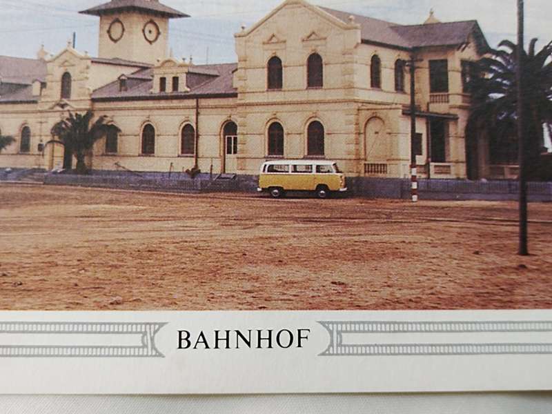 Postcard: Gebaude/Geboue/Buildings