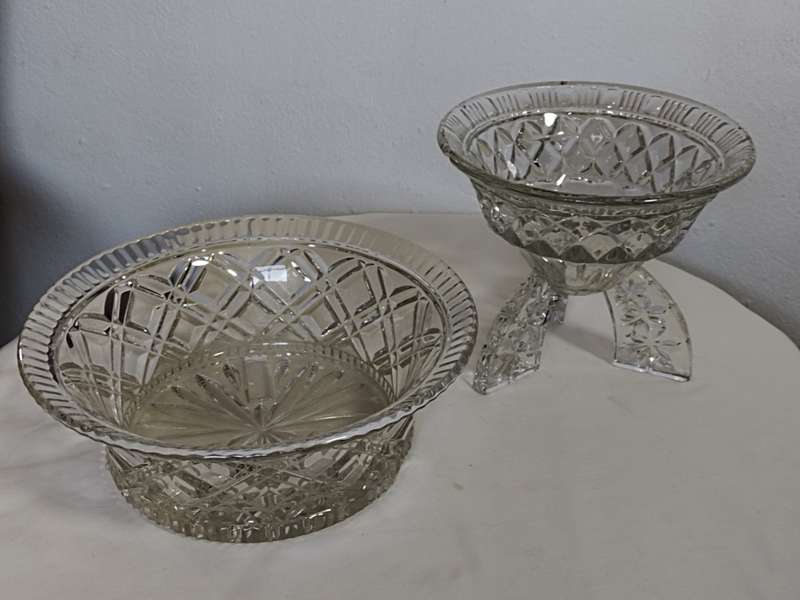 Libochovice 2 Part Glass Tri Footed Base With Large Removable Large Bowl 1930s