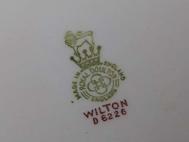 Royal Doulton, Wilton D6226: Soup Bowls
