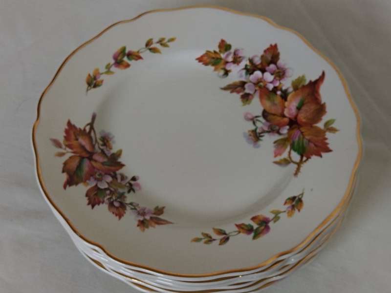 Royal Doulton, Wilton D6226: Side Plates