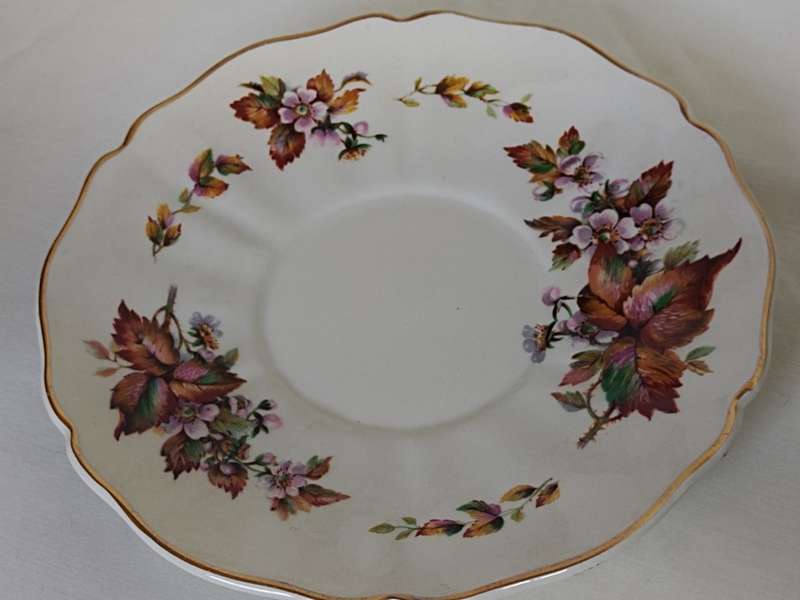 Royal Doulton, Wilton D6226: Sauce boat