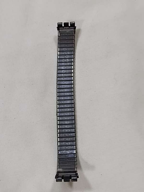 Mens Swatch black stretch strap