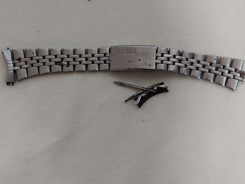 Thirteen  mixed Stainless steel men's straps
