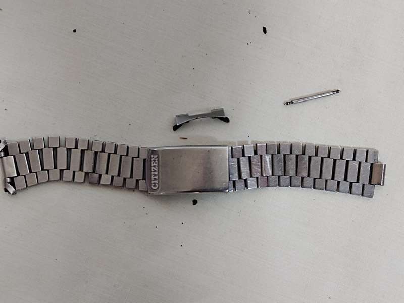 Thirteen  mixed Stainless steel men's straps