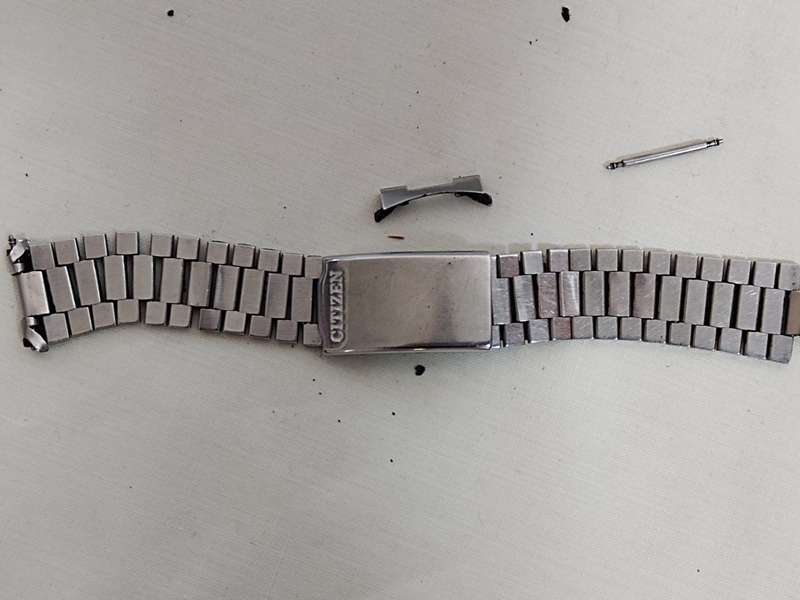 Thirteen  mixed Stainless steel men's straps