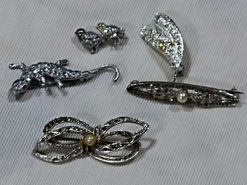 X5 Silver Tone Brooches