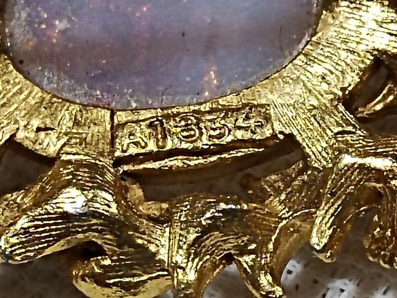 Victorian style brooch
