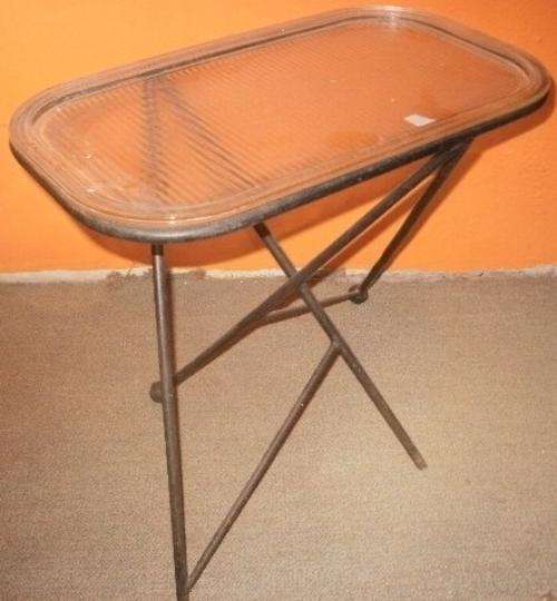 GLASS TABLE WITH STEEL LEGS