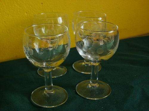 SET X4 GLASSES WITH GRAPE PATTERN