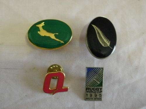 RUGBY WORLD CUP 1995 SOUTH AFRICA PLUS THREE OTHER BADGES
