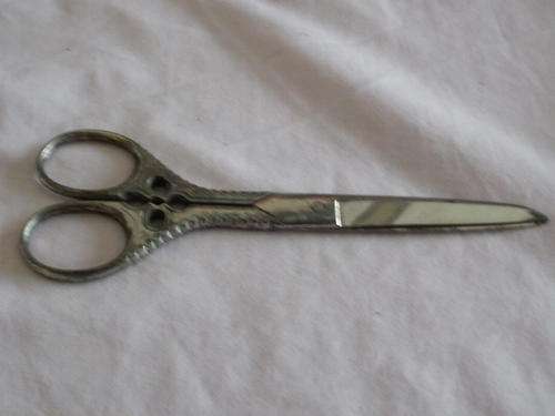 LOVELY SCISSOR (VICTORIAN?)