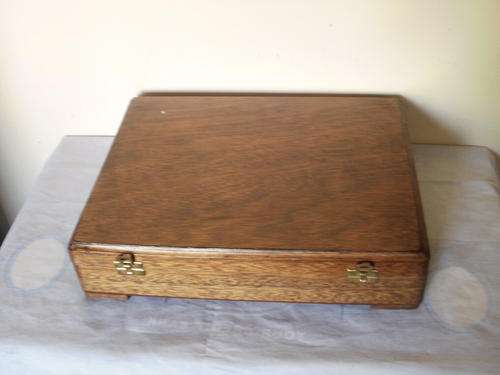 LOVELY CUTLERY BOX