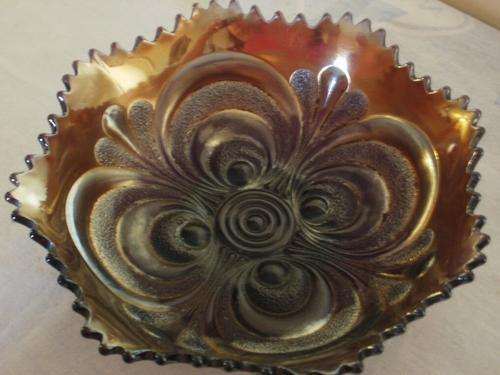 STUNNING CARNIVAL GLASS BOWL