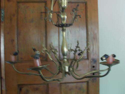 LOVELY CHANDELIER NEED OF CRYSTALS.