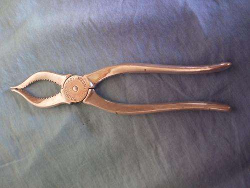 ED WUSTHOF SOLINGEN NUT CRACKER