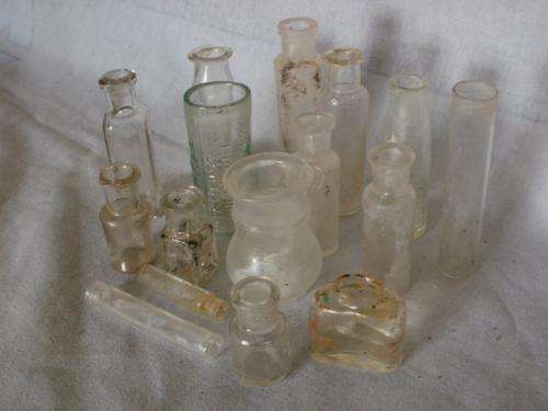 16 MINIATURE VINTAGE BOTTLE ( DR. WILLIAMS PINK PILLS & LENNON)