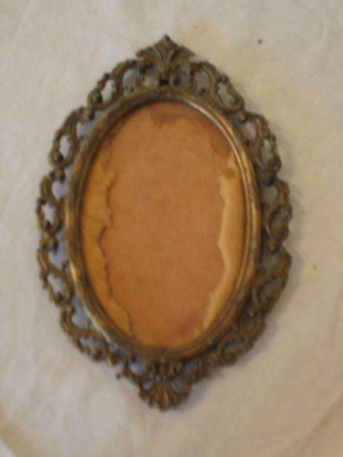 VINTAGE FRAME