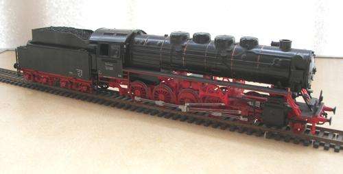 BR43 static locomotive (plastic assembled kit) - Revell