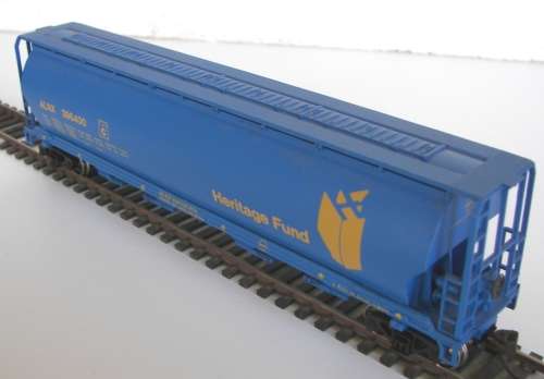 Silver Series Grain Hopper