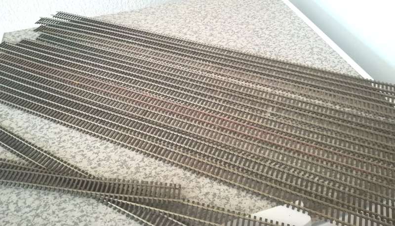10 lengths Peco Code 100 track