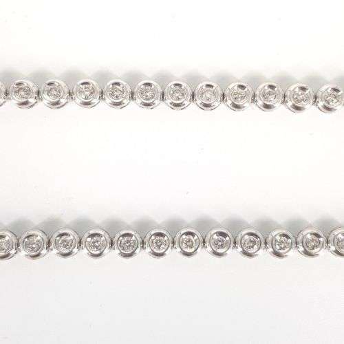 18CT WHITE GOLD DIAMOND TENNIS NECKLACE