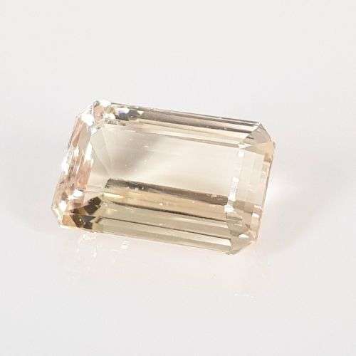 86.37CT NATURAL YELLOW SPODUMENE (TRIPHANE)