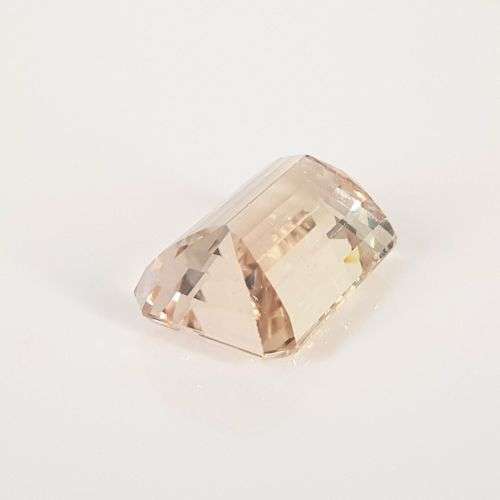86.37CT NATURAL YELLOW SPODUMENE (TRIPHANE)