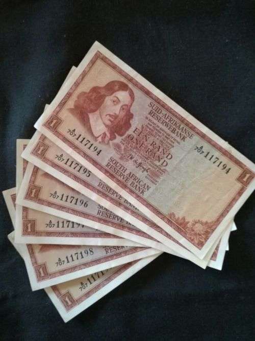 Een Rand note, Serial no Run of 6 A707  117194-117199