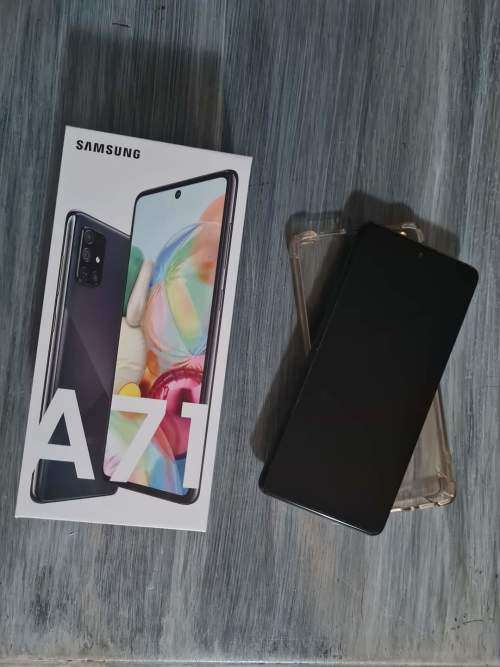 Samsung Galaxy  A71