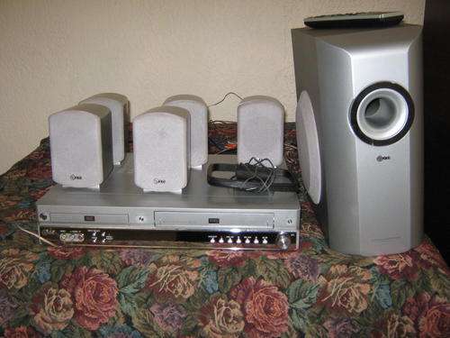 LG cd/dvd player/vhs video and am fm radio