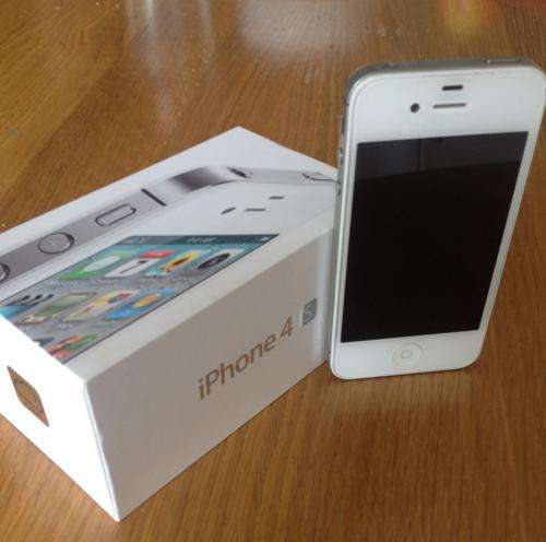Iphone 4s 16GB - White - Local Stock + Extras