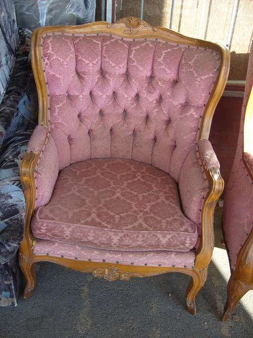 Queen Anne Lounge Suite