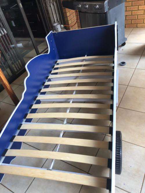 Race Car Chilldrens Bed