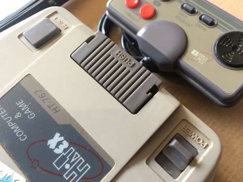 HITex 8Bit Nintendo TV Game System HT031397