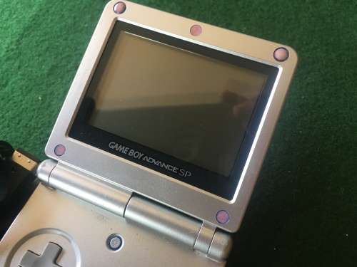 Nintendo Gameboy SP (Silver)