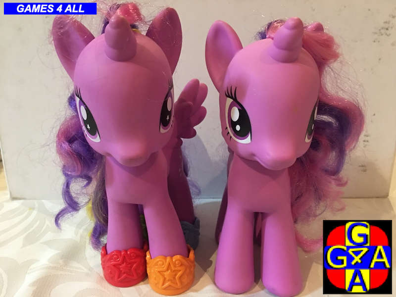 2 Large My Little Pony`s