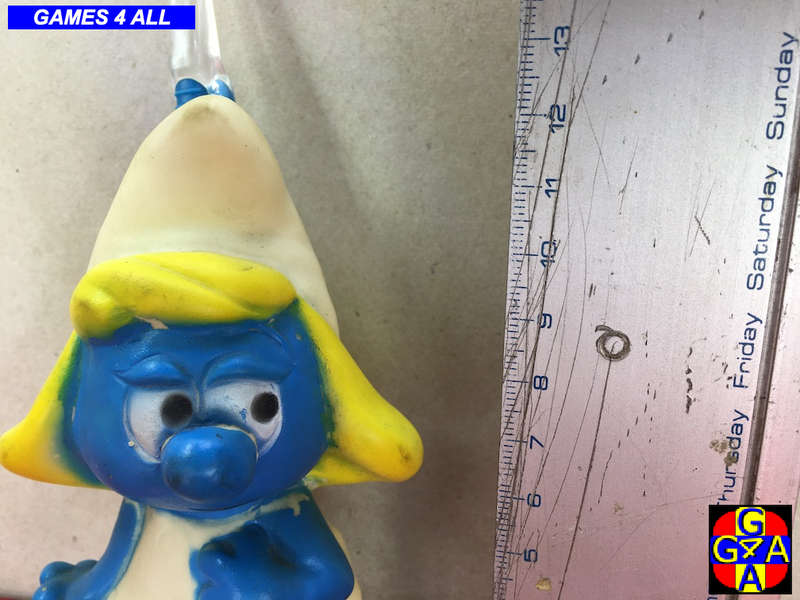 Smurfet Toothbrush Holder