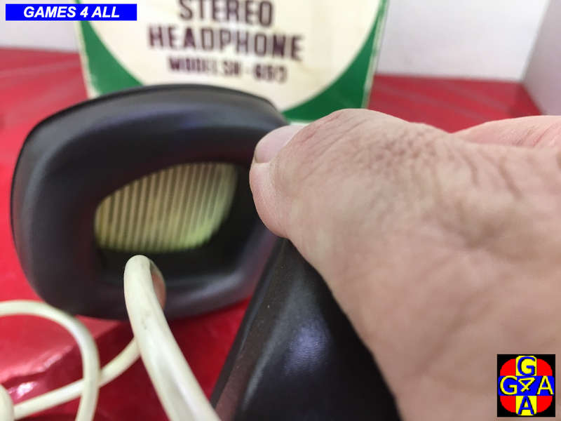 Old RETRO Stereo Headphones & Box