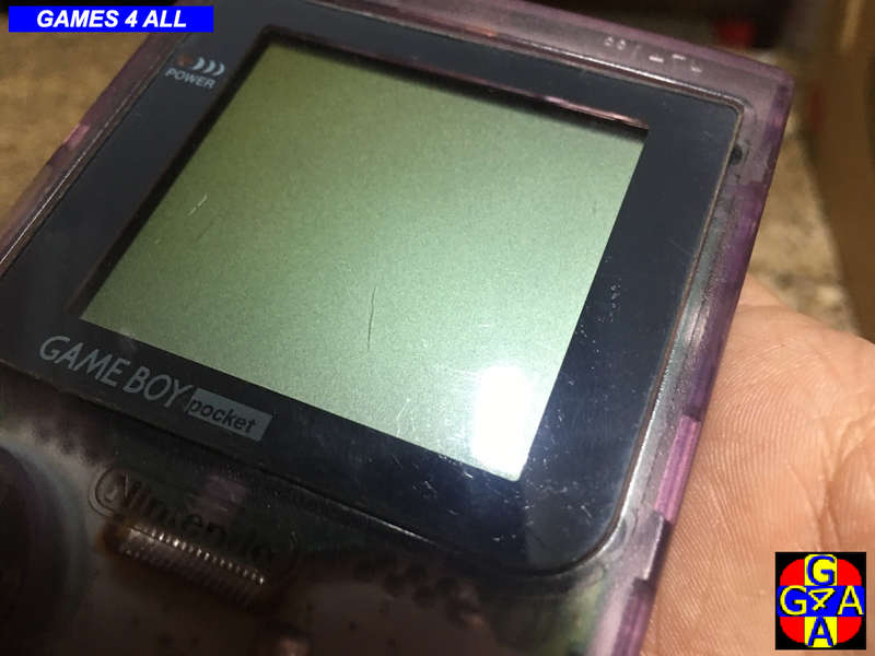 Gameboy Pocket + Pokemon Yellow Version - ALL WORKING