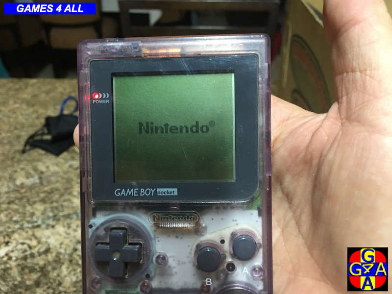 Gameboy Pocket + Pokemon Yellow Version - ALL WORKING