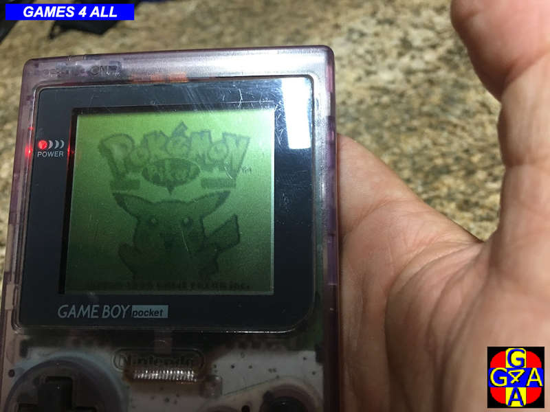 Gameboy Pocket + Pokemon Yellow Version - ALL WORKING
