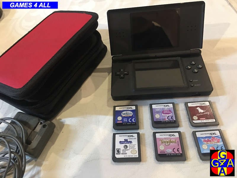 Nintendo DS + 6 Games + Charger + Bag